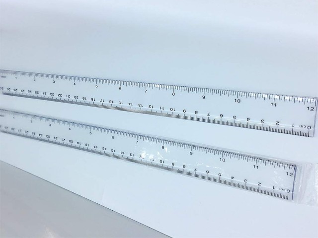REGLE 30 CM PLATE REF-3017