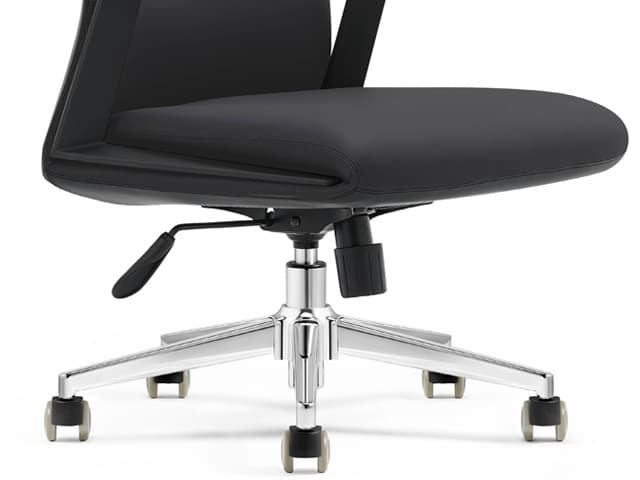 FAUTEUIL DOSSIER BAS PU LY001B NOIR C4 635*565*1000