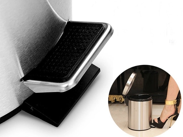 POUBELLE EN INOX A PEDALE 8 Litres FOSKA BS842 22*33 cm