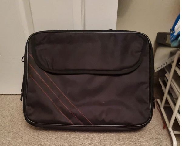 SAC ORDINATEUR PORTABLE FIESTA LAPTOP YORK 16" PTO16BG NOIR