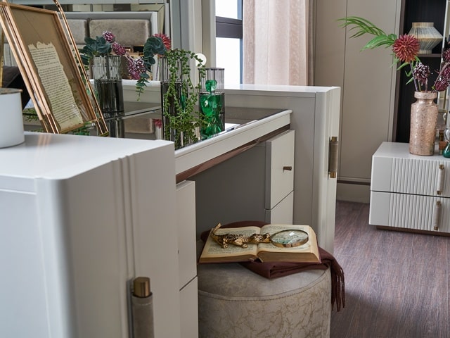 CHAMBRE A COUCHER 180X200 COMPLETE CREA PORTES BATTANTES