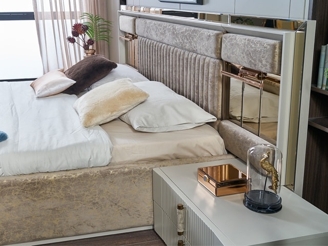 CHAMBRE A COUCHER 180X200 COMPLETE CREA PORTES BATTANTES