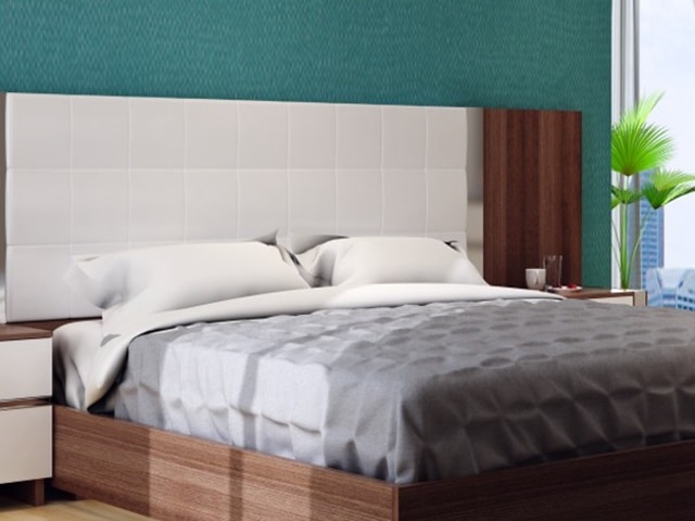 CHAMBRE A COUCHER 180X200 COMPLETE REF 0127 6 PORTES MARRON BLANC