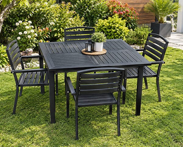 TABLE A MANGER JARDIN EN BOIS 4 PLACES REF 8892 1400X800 NOIR
