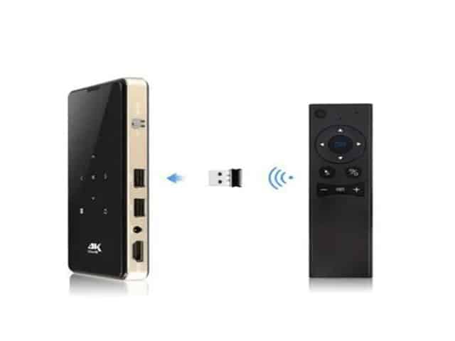 MINI PROJECTEUR INTELLIGENT PORTABLE PB09